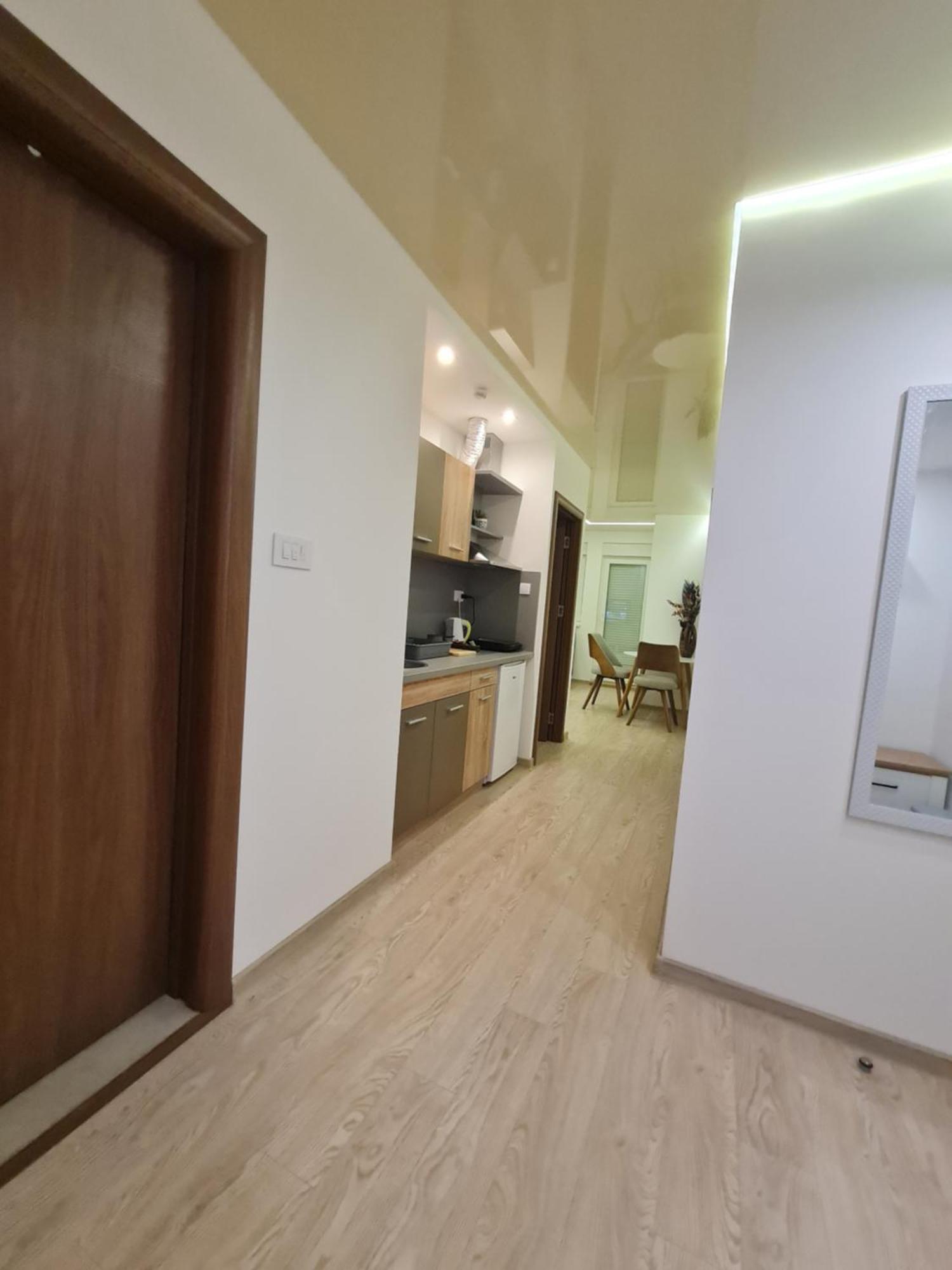 Airport Molko Apartments Surcin Ngoại thất bức ảnh
